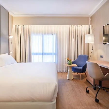 Hotel Nh Lisboa Campo Grande Esterno foto