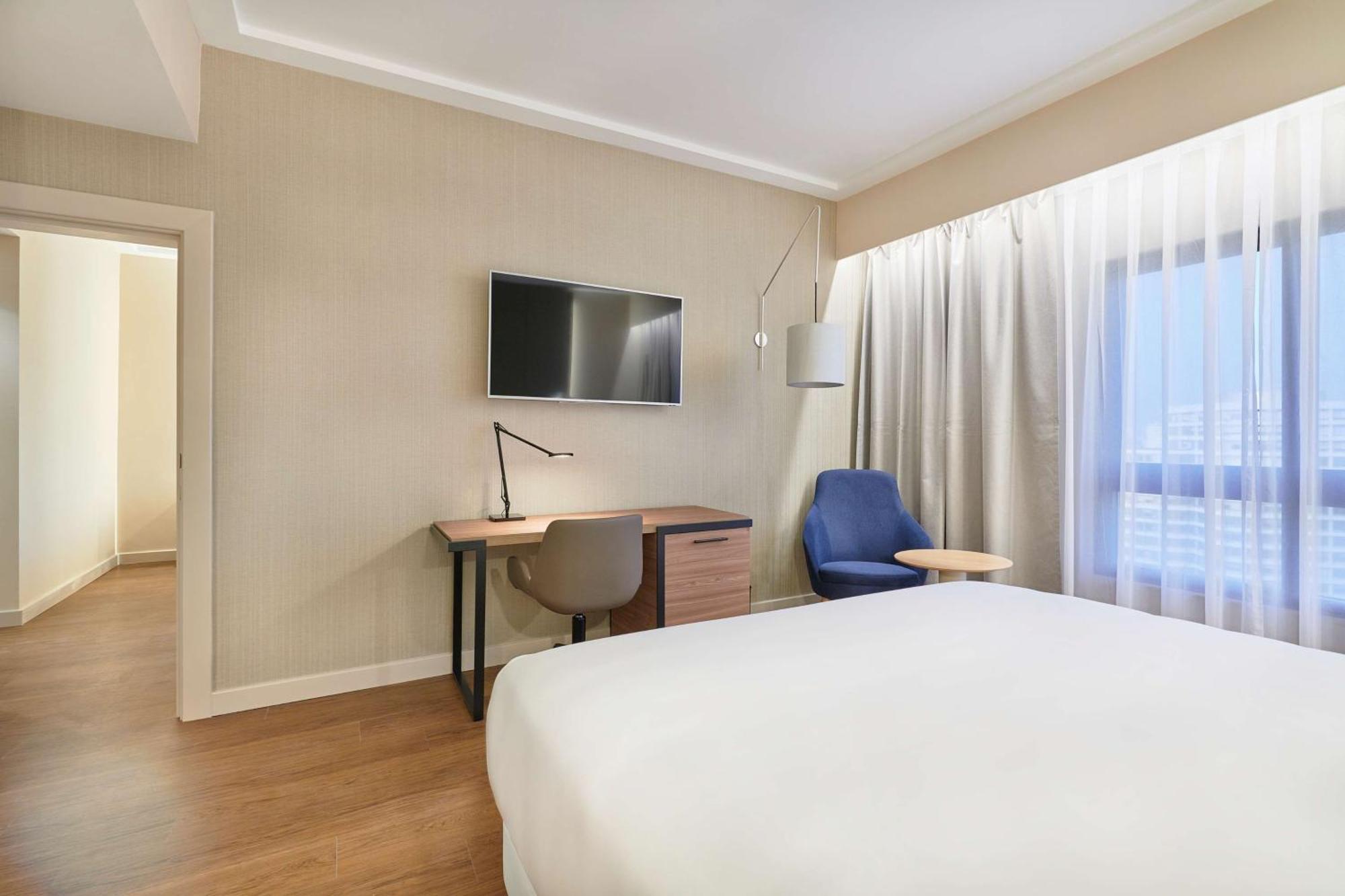 Nh Campo Grande 4* Lissabon