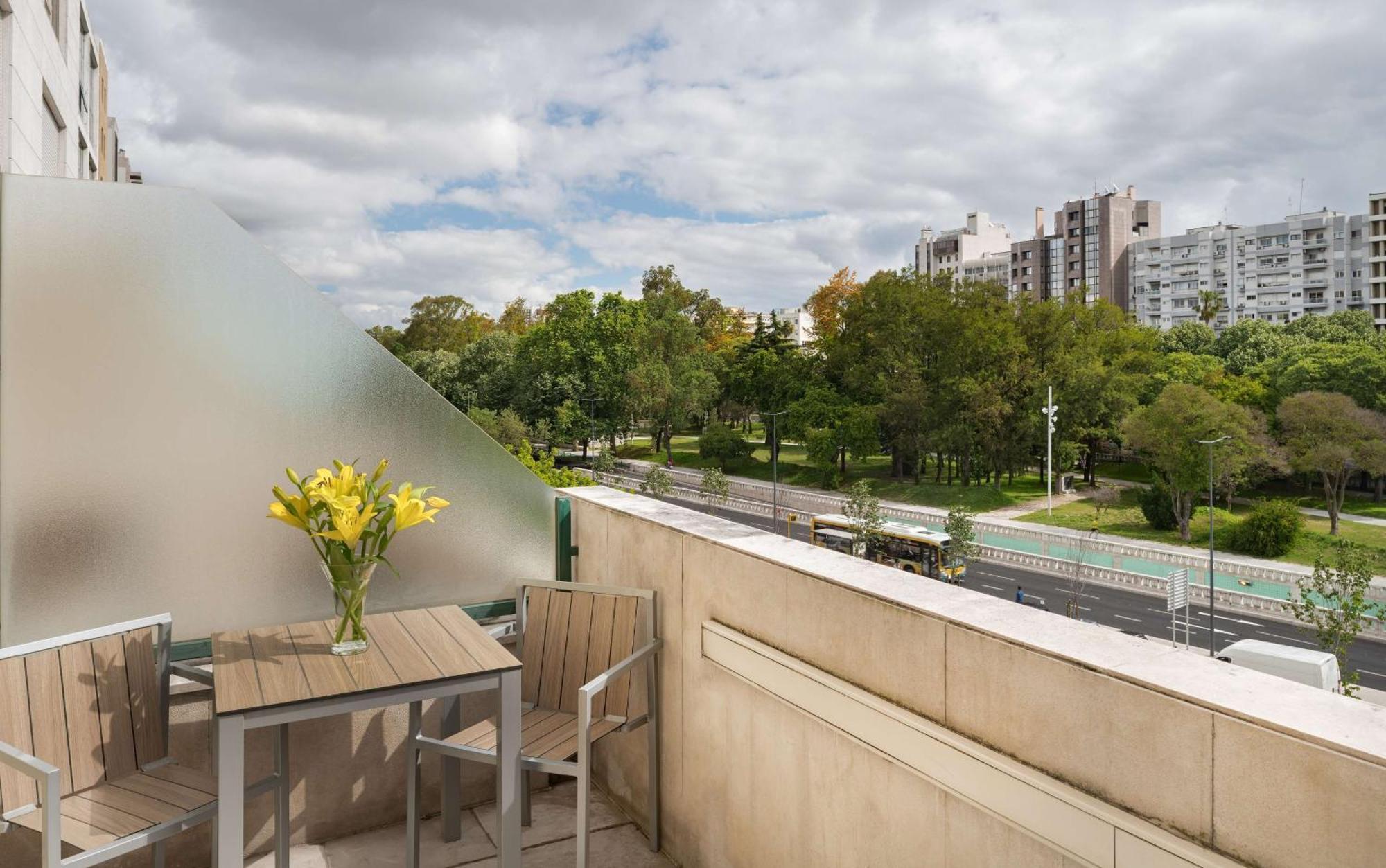 Nh Campo Grande 4* Lissabon